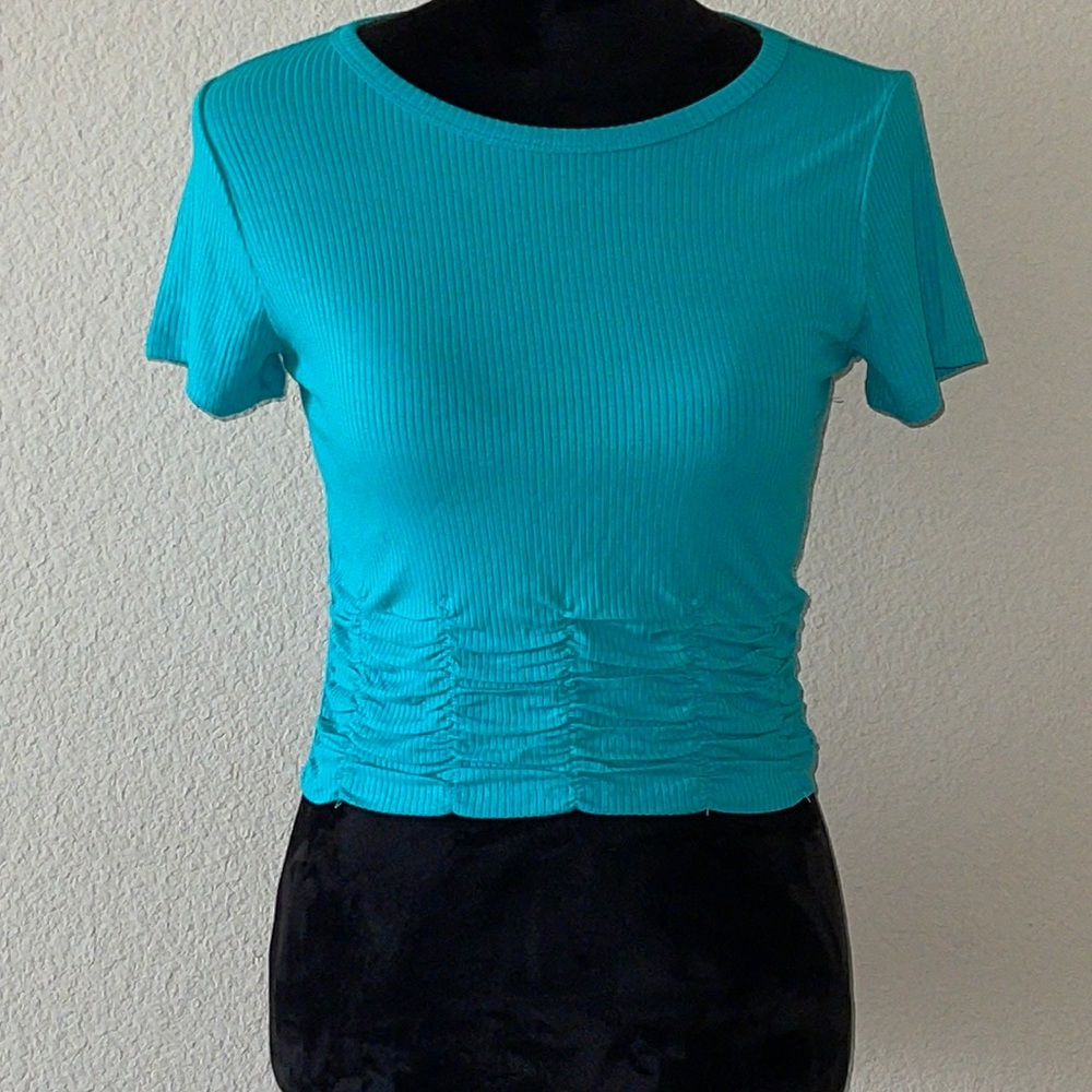 Jade Ruched Cropped Shirt